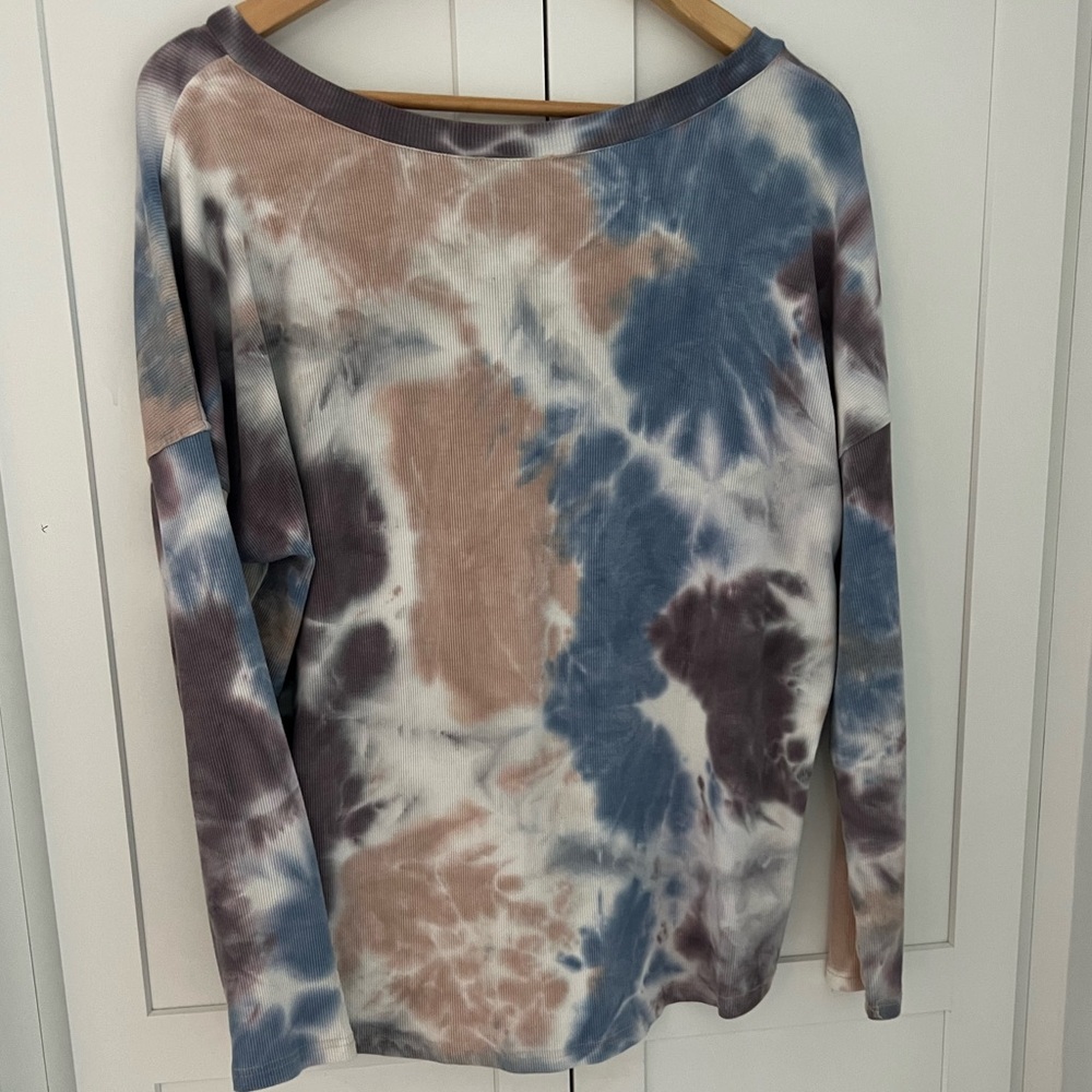 Kori America Top Tie-Dye boho V-Neck Long Sleeve Medium - Picture 2 of 6